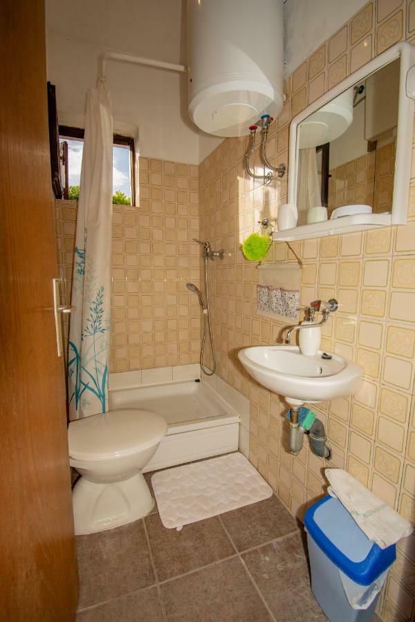Art Apartment Паг Экстерьер фото